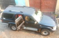 Ventre belle jeep, marque  Surf 4 Runner à Kinshasa mediacongo